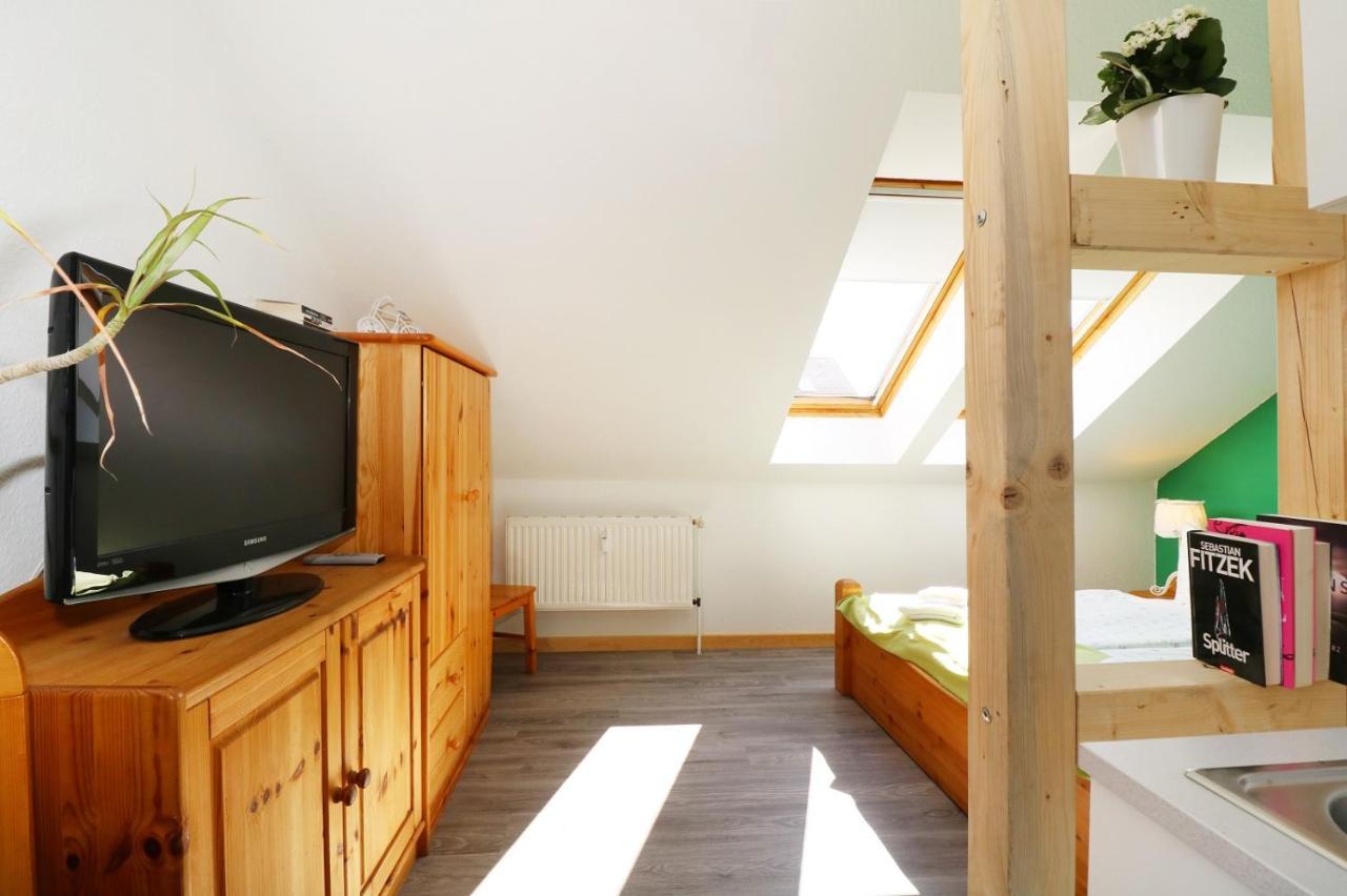 Ferienwohnung Naturparadies Gnitz Lutow エクステリア 写真