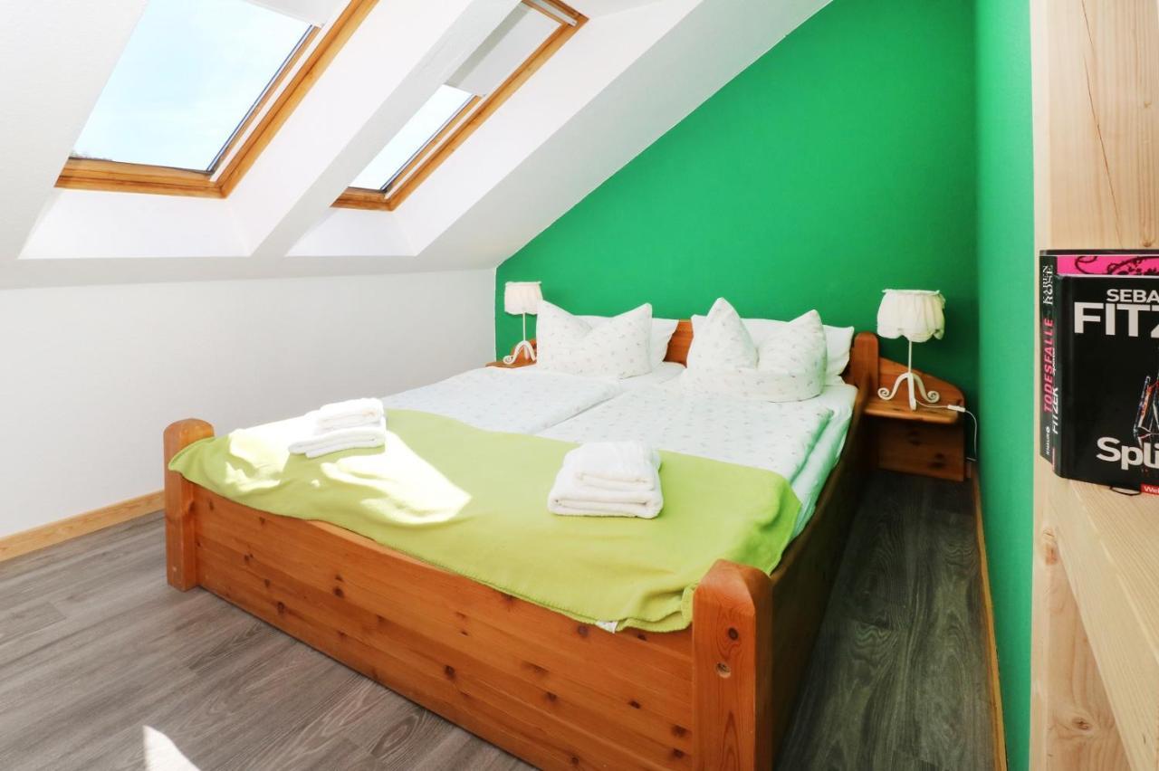 Ferienwohnung Naturparadies Gnitz Lutow エクステリア 写真