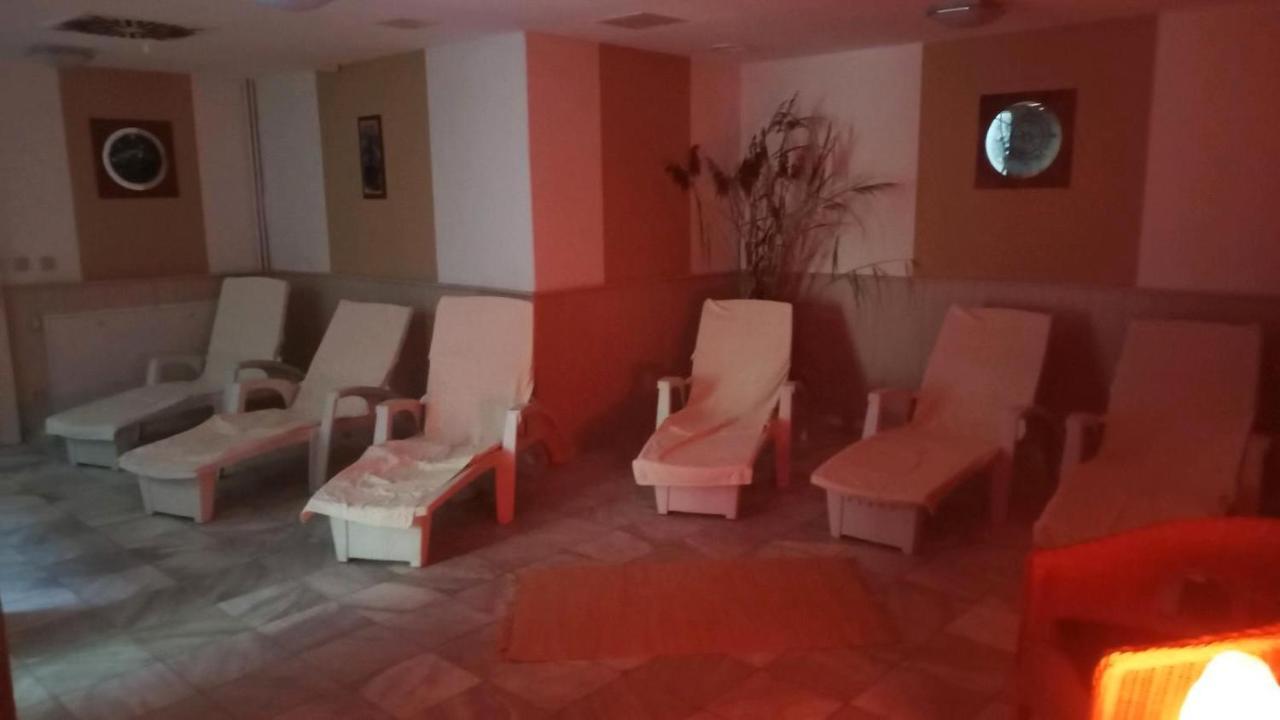 Ferienwohnung Naturparadies Gnitz Lutow エクステリア 写真